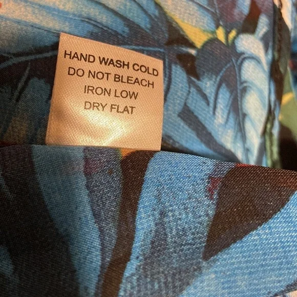 Iris Women’s Plus Size 2x Tropical Floral Large Print Lightweight Kimono. - Picture 5 of 5